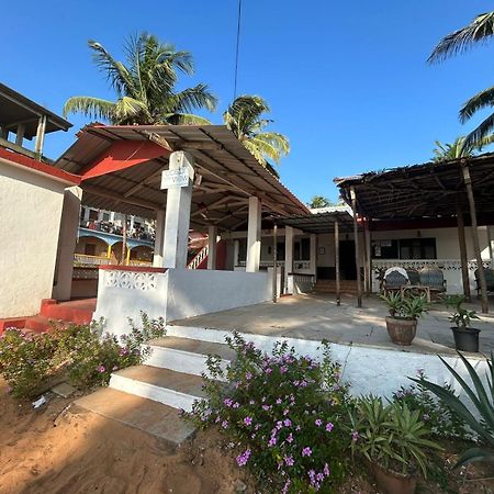 Ocean View Goan Beach House Calangute Buitenkant foto