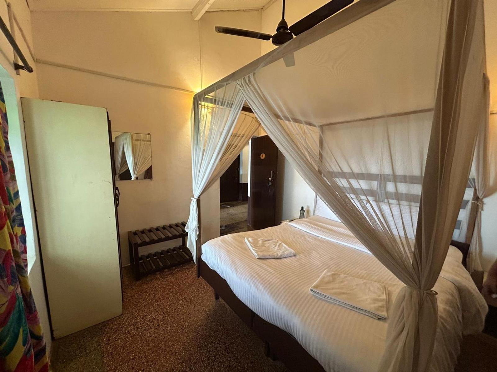 Ocean View Goan Beach House Calangute Buitenkant foto