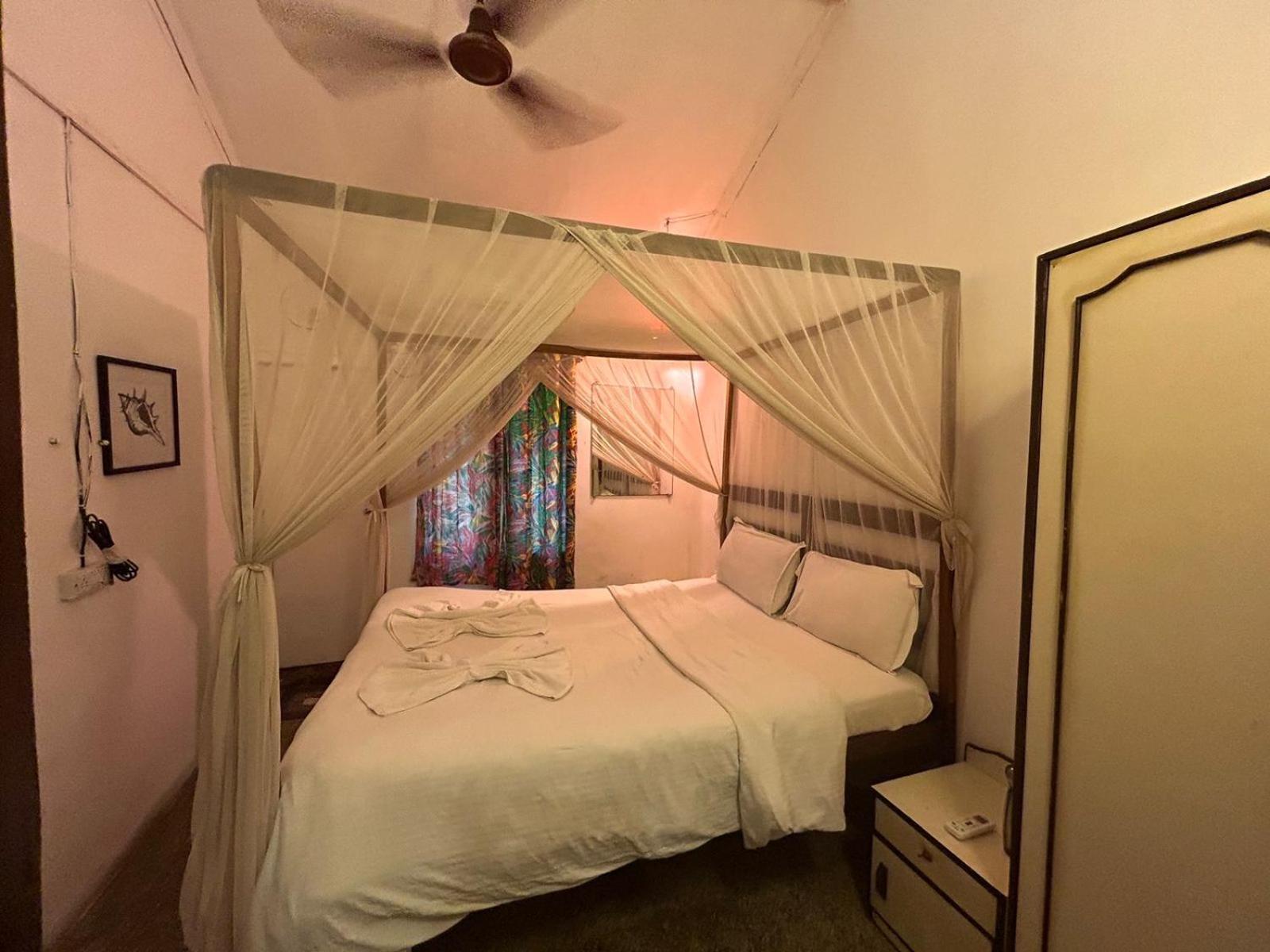 Ocean View Goan Beach House Calangute Buitenkant foto