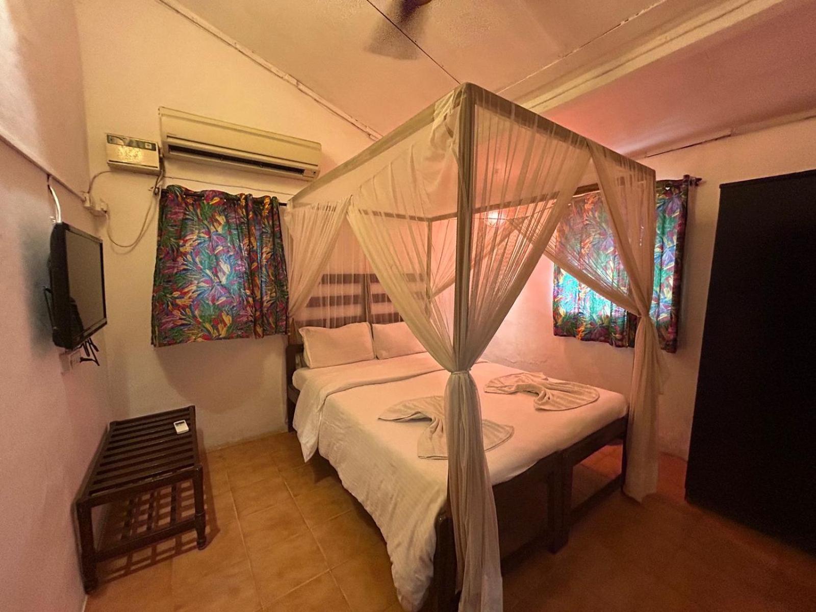 Ocean View Goan Beach House Calangute Buitenkant foto