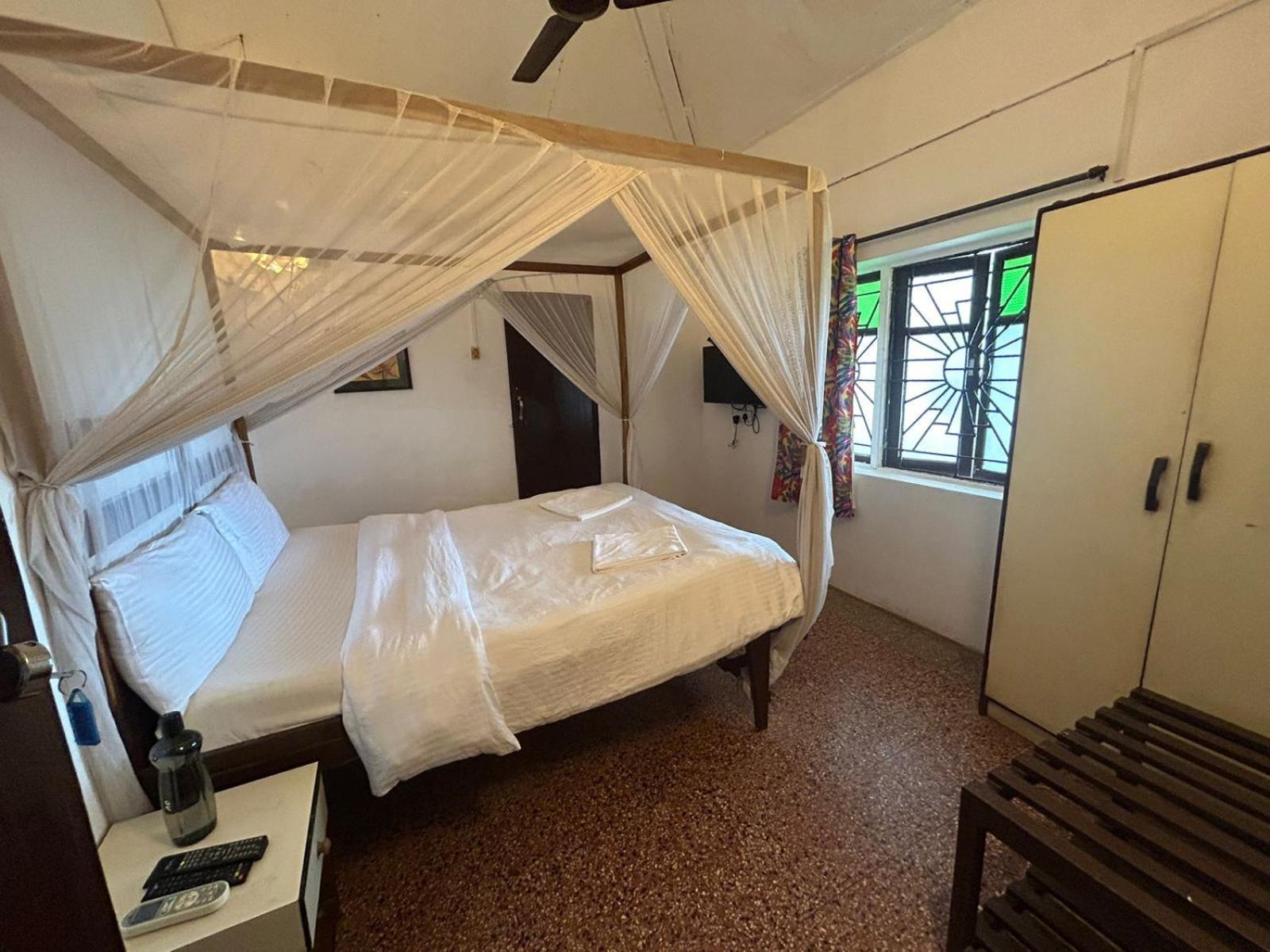 Ocean View Goan Beach House Calangute Buitenkant foto
