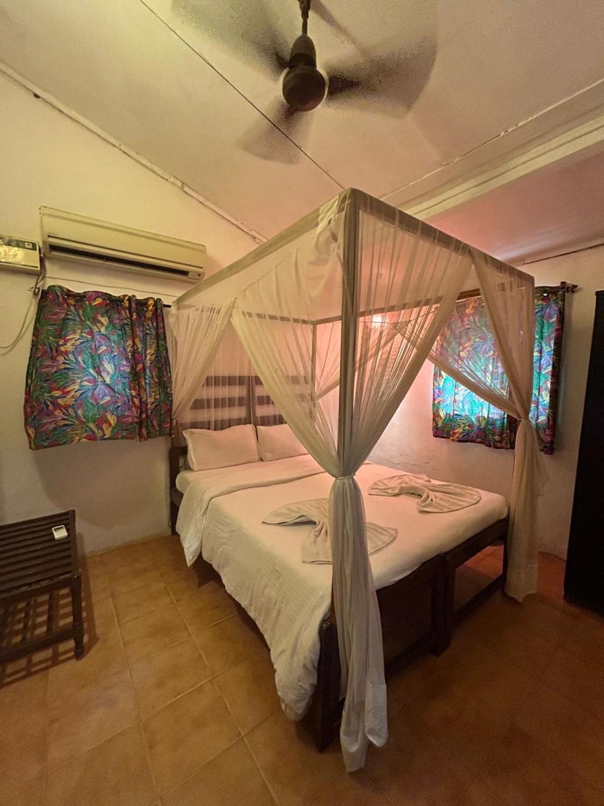 Ocean View Goan Beach House Calangute Buitenkant foto